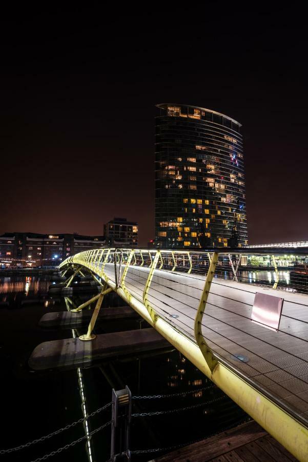 Esquire Apartments Ealing Londra Dış mekan fotoğraf